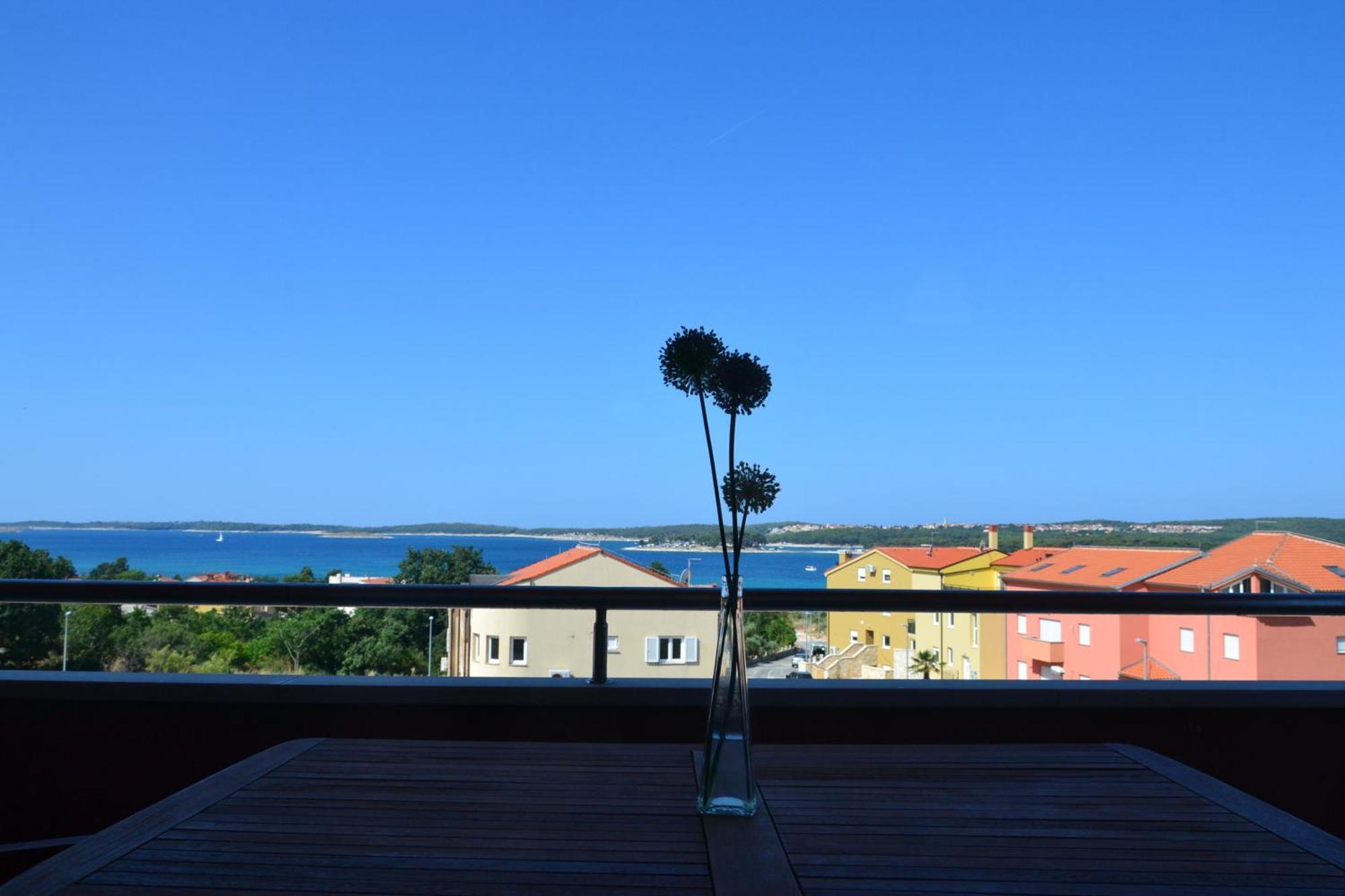Apartments Roza Medulin Quarto foto