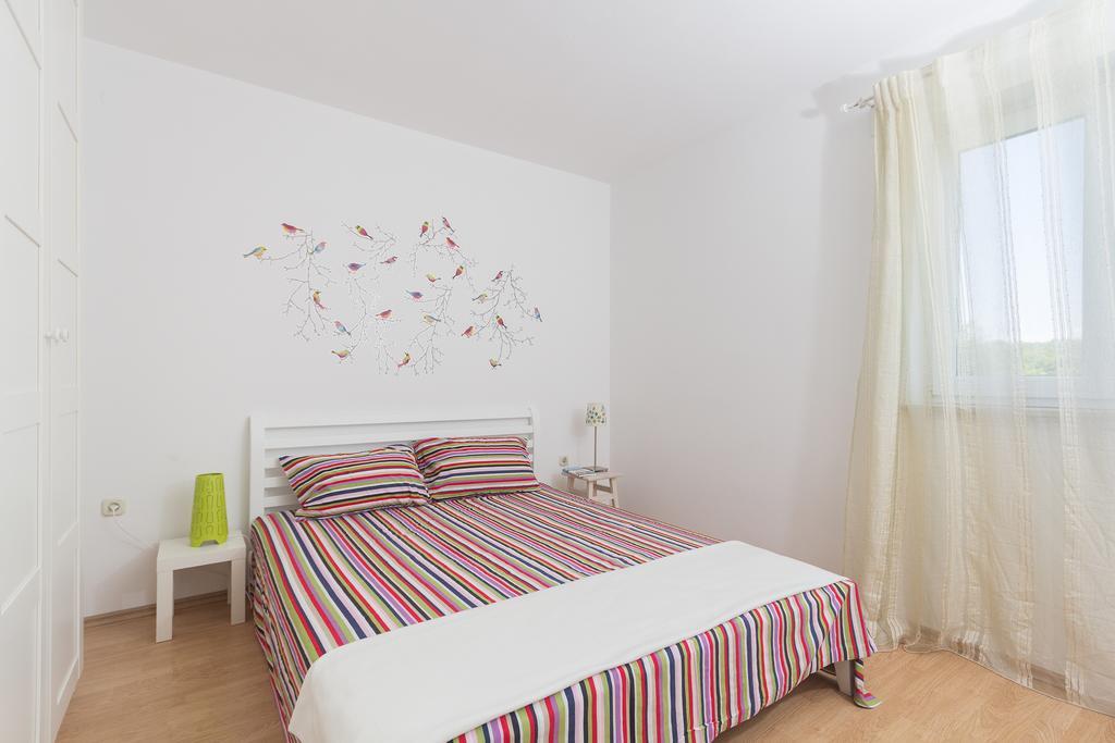 Apartments Roza Medulin Exterior foto